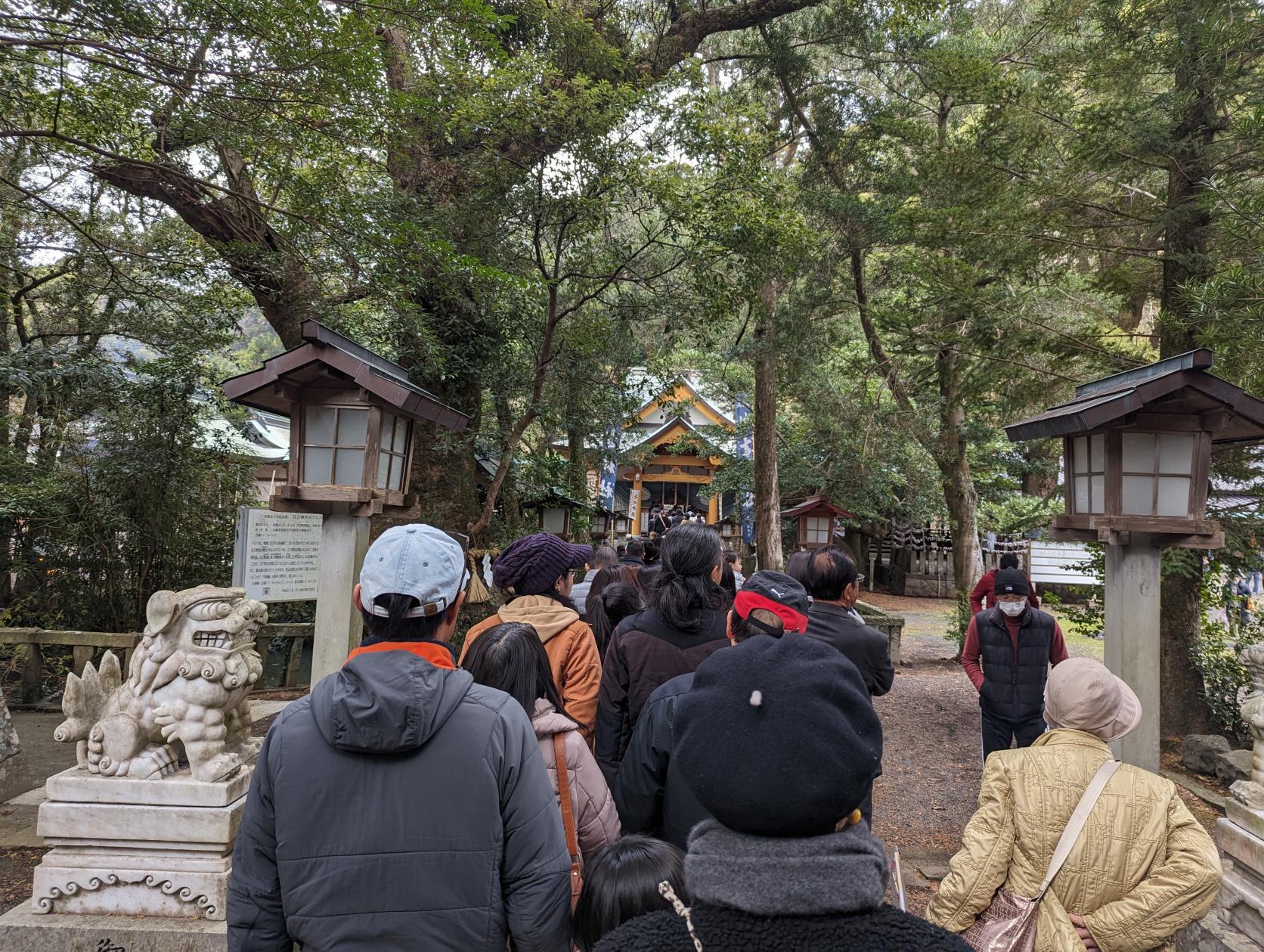 お導きの神「住吉神社」で交通安全のお守りを-1