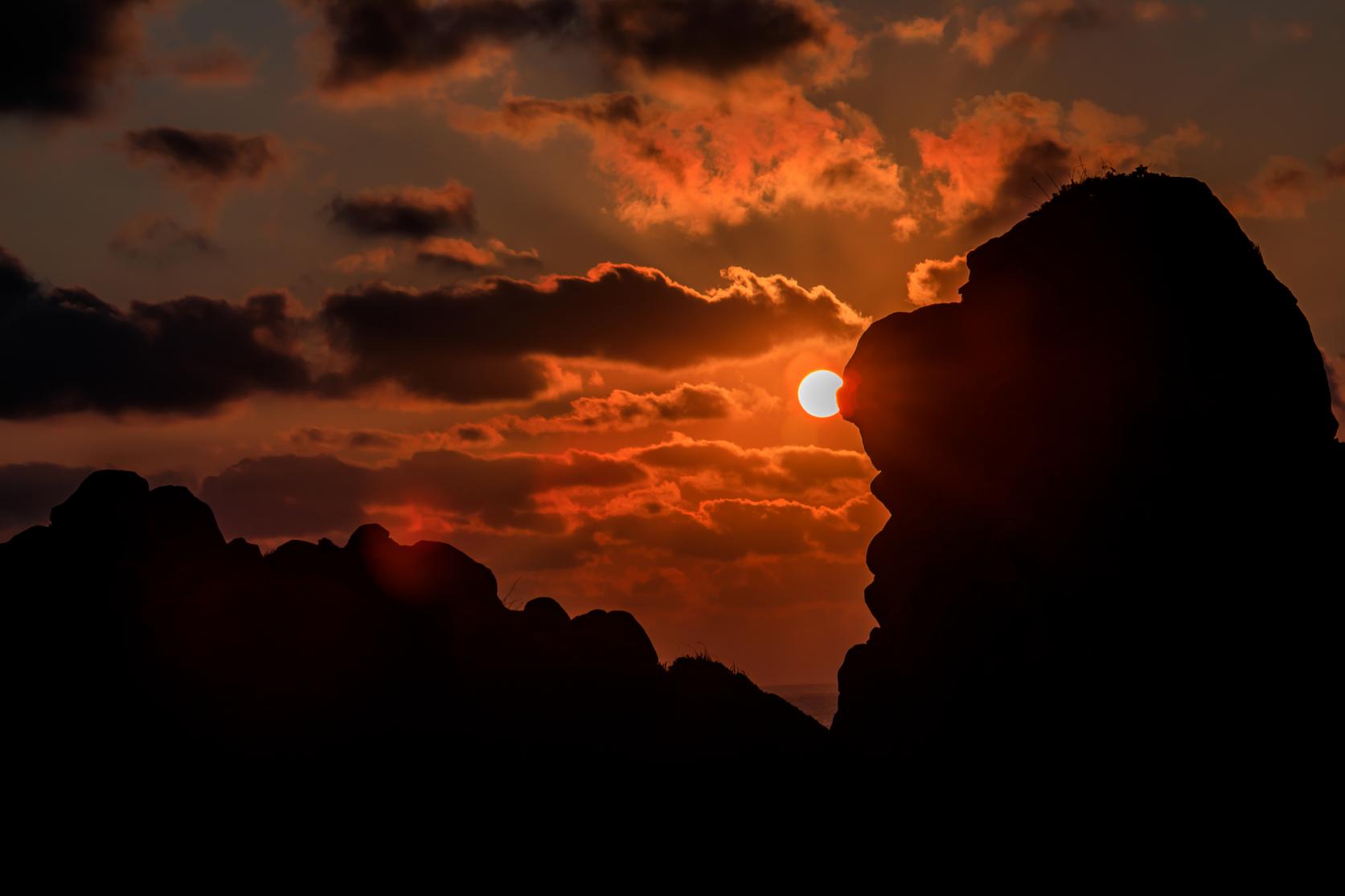 朝日・夕日で絶景も姿をかえる