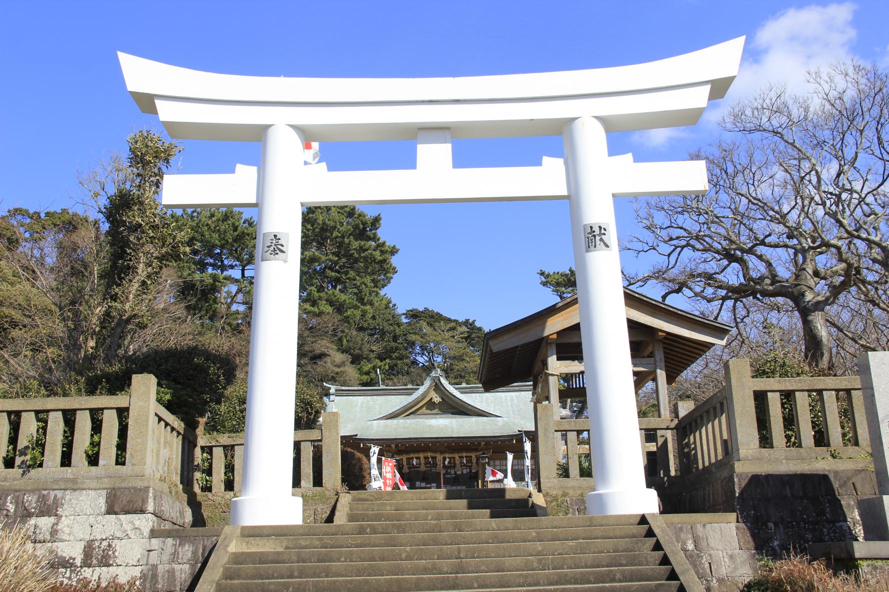 壹岐神社/壹岐護国神社 （いきじんじゃ/いきごこくじんじゃ）-1