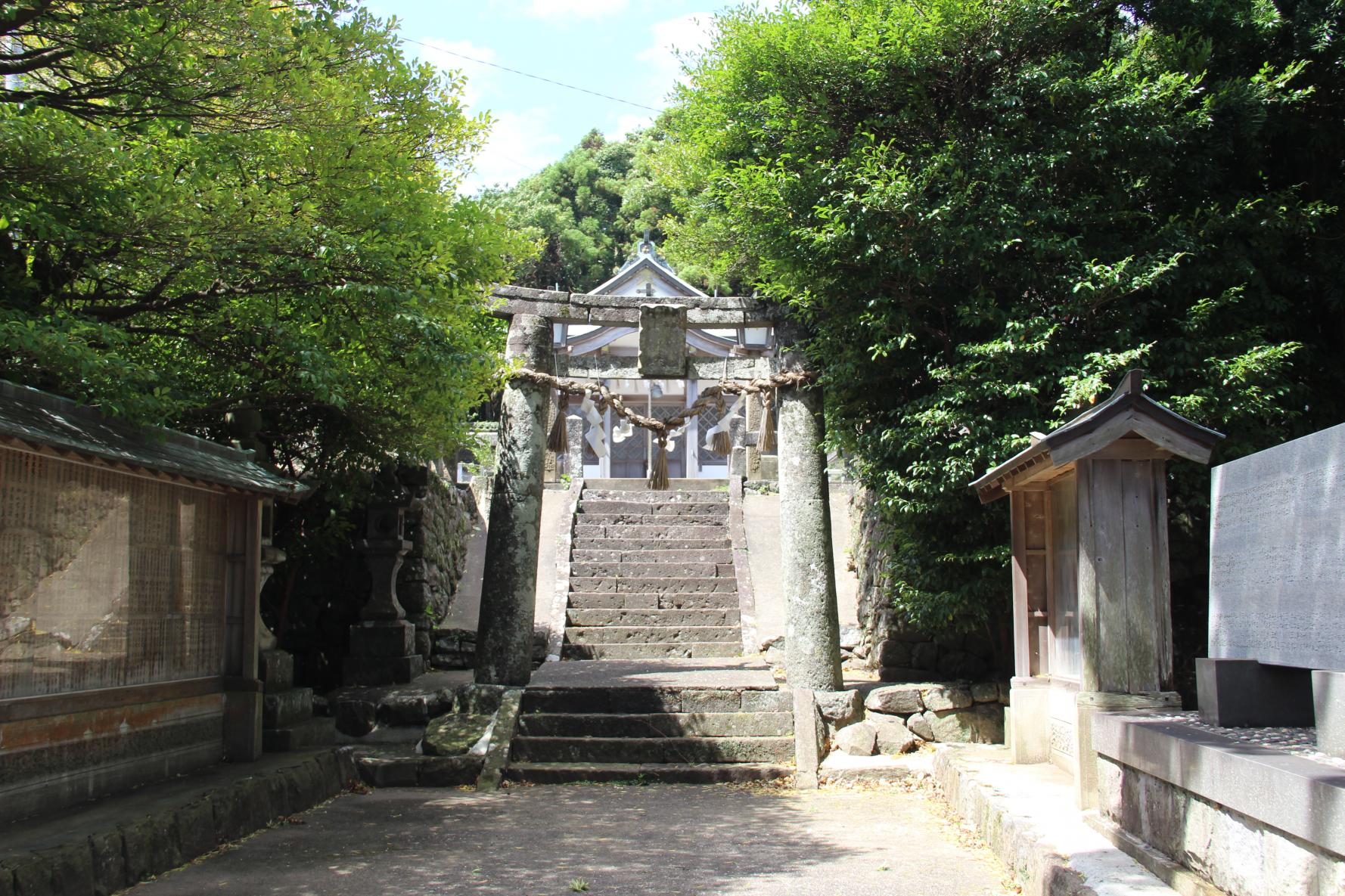 國津神社（くにつじんじゃ）-1