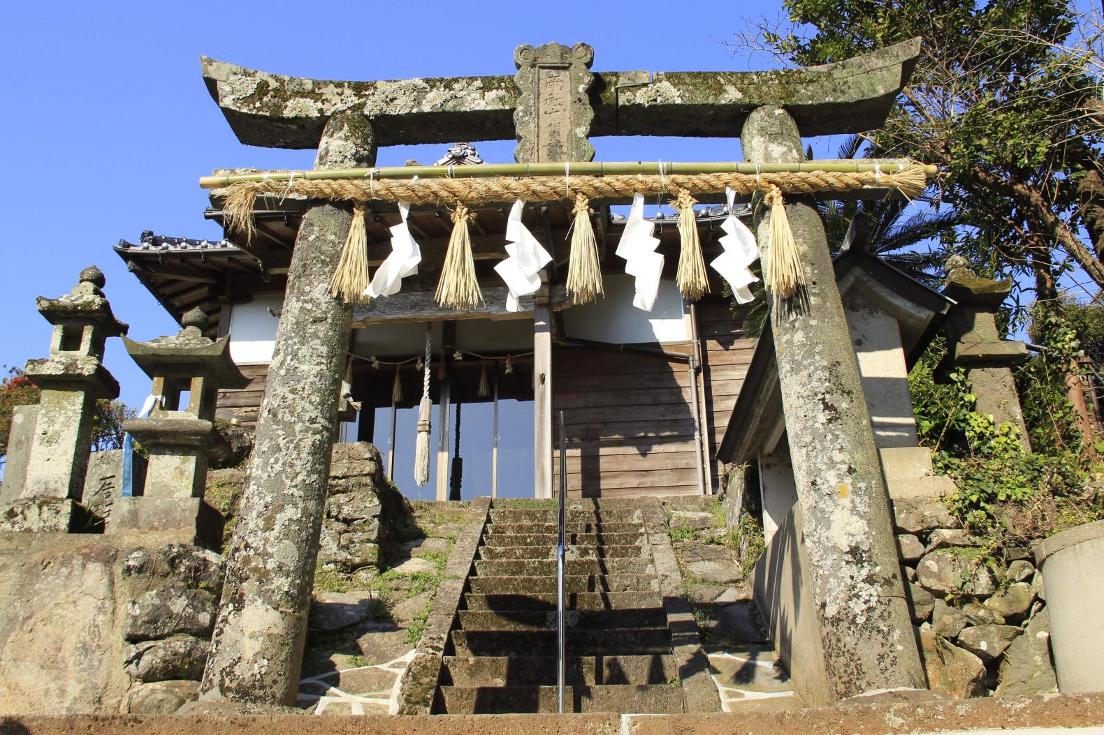 軍越神社（くさごえじんじゃ）-1