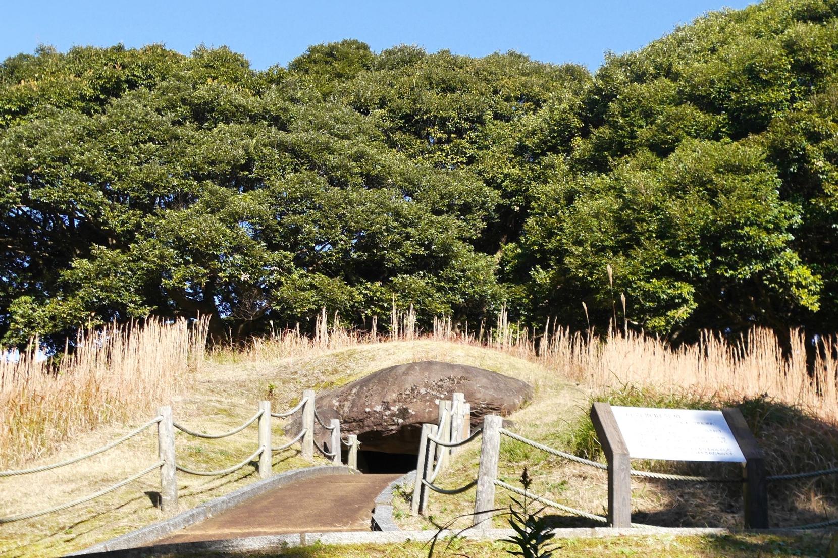 百合畑古墳園-1