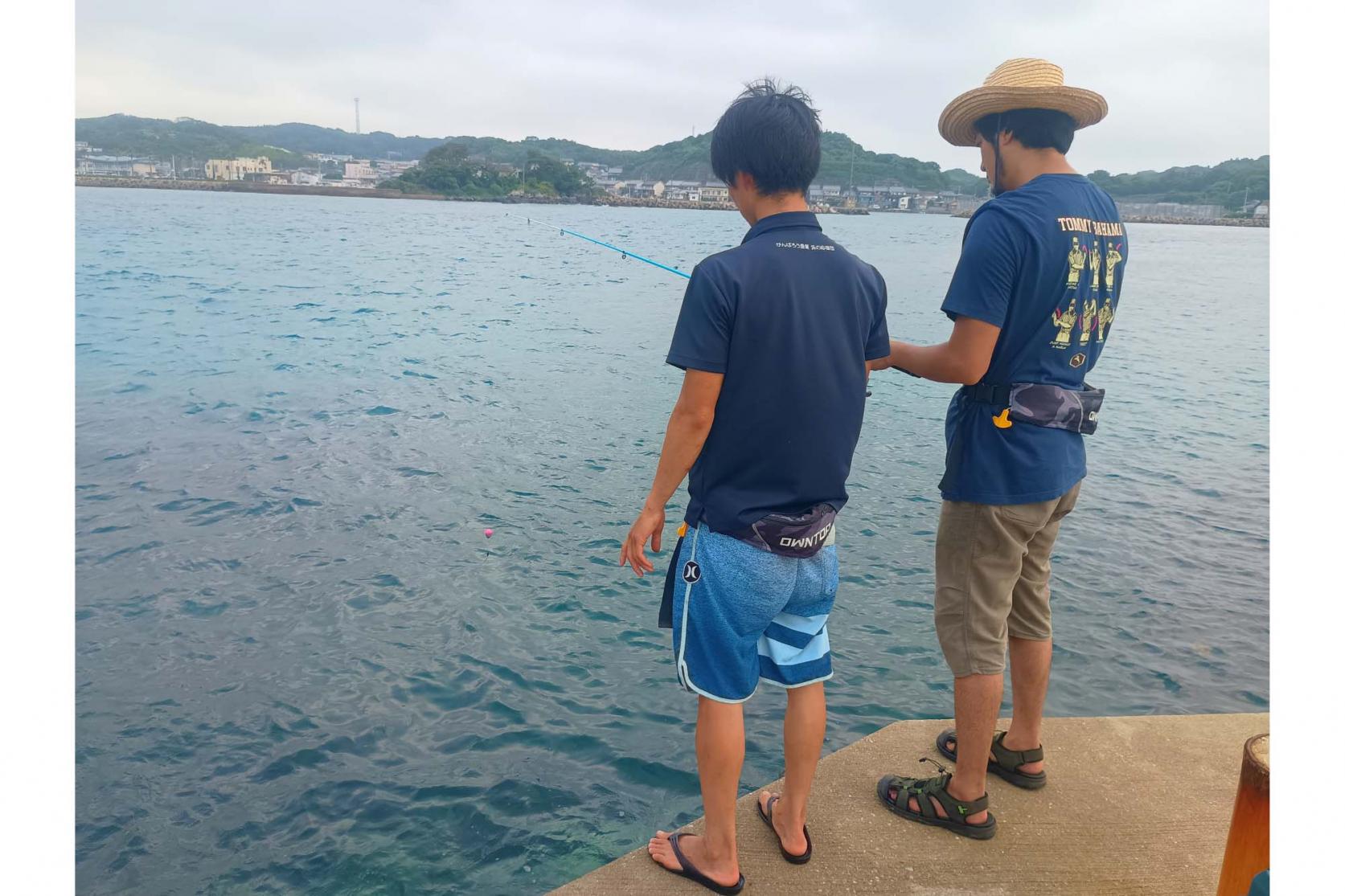 晩ごはんは釣れるかどうかにかかってる！？ガチの魚釣り-2