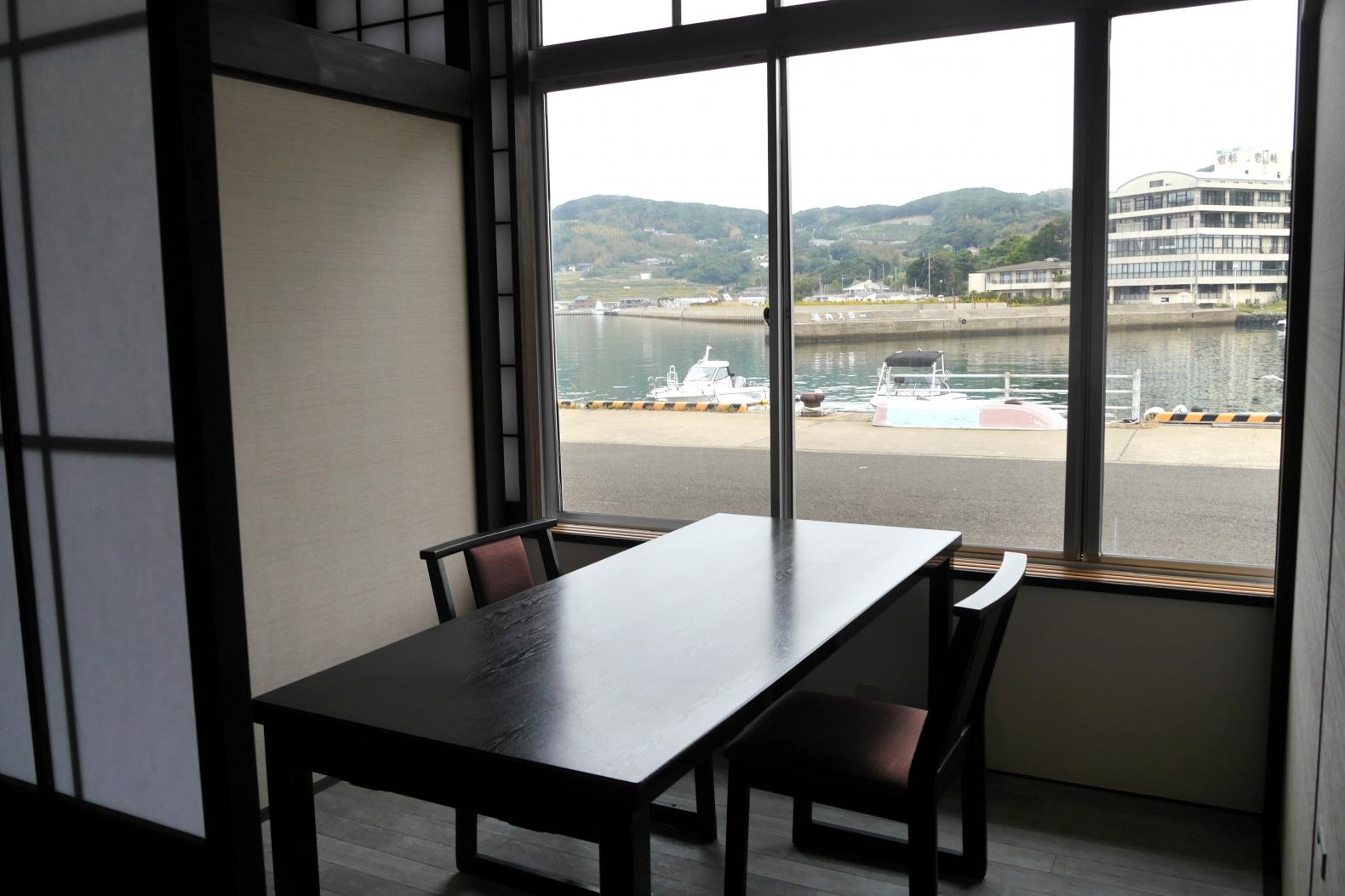 目の前に湯本湾の好立地！旅館海老館-3