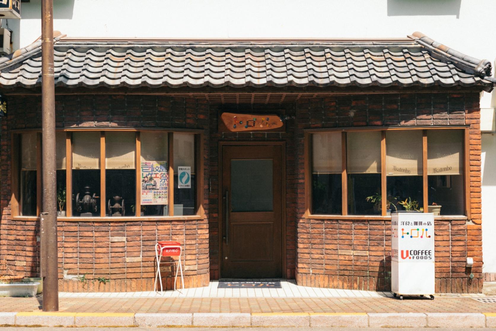 壱岐牛のステーキをアツアツの鉄板で-0