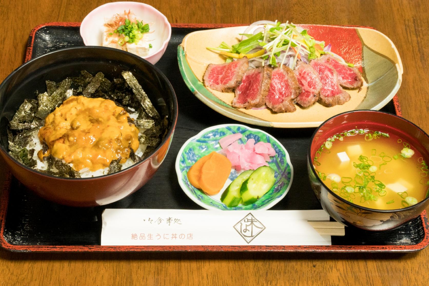 先代から伝わるトロけるウニ丼をご賞味あれ-1