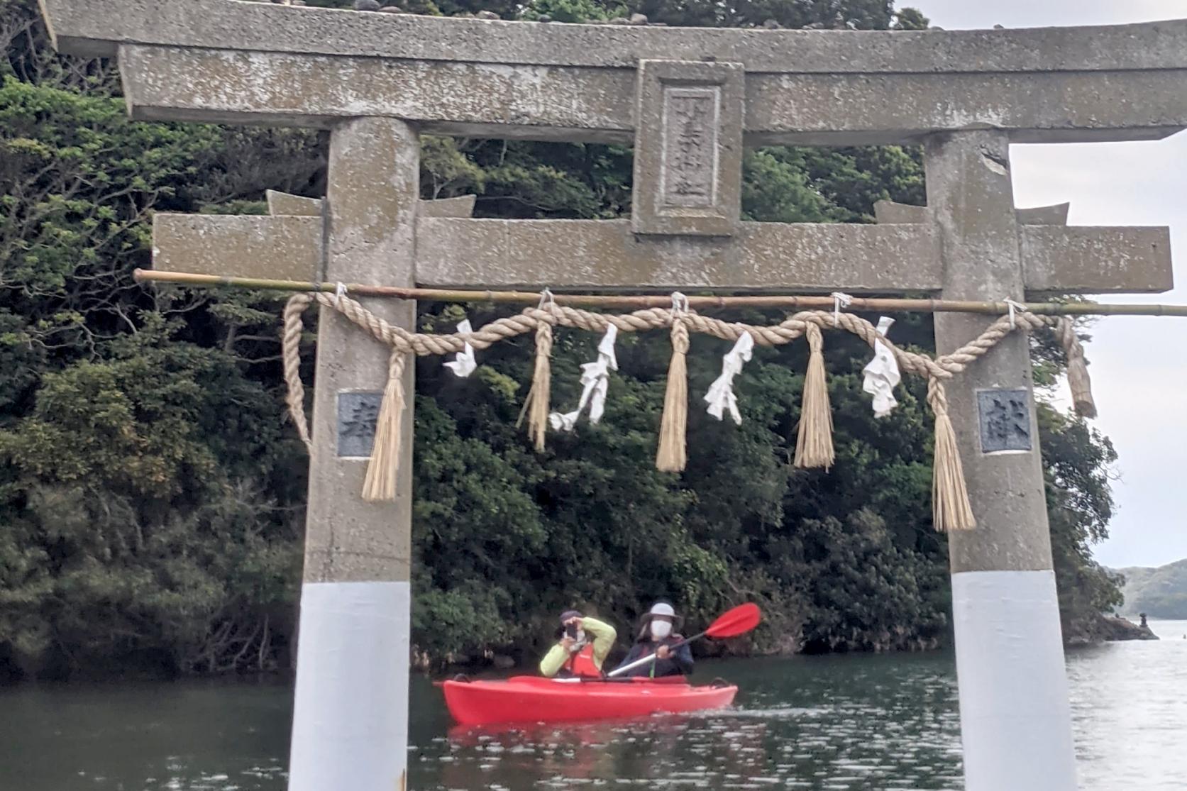 パワースポット「小島神社」の鳥居をくぐる！-4