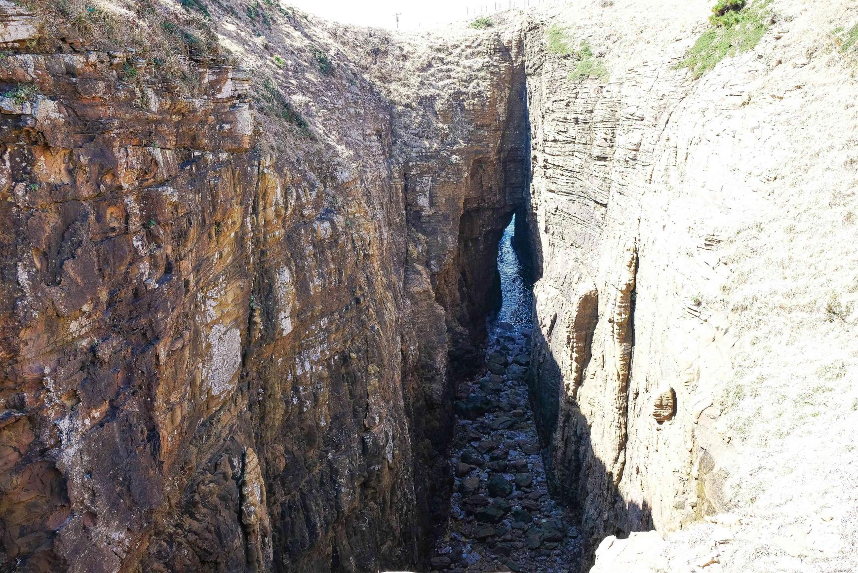 辰ノ島（勝本町）
~自然が創り出した神秘の島~-8