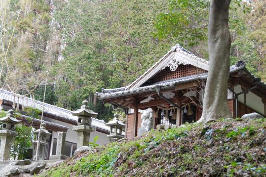 覩上神社-6