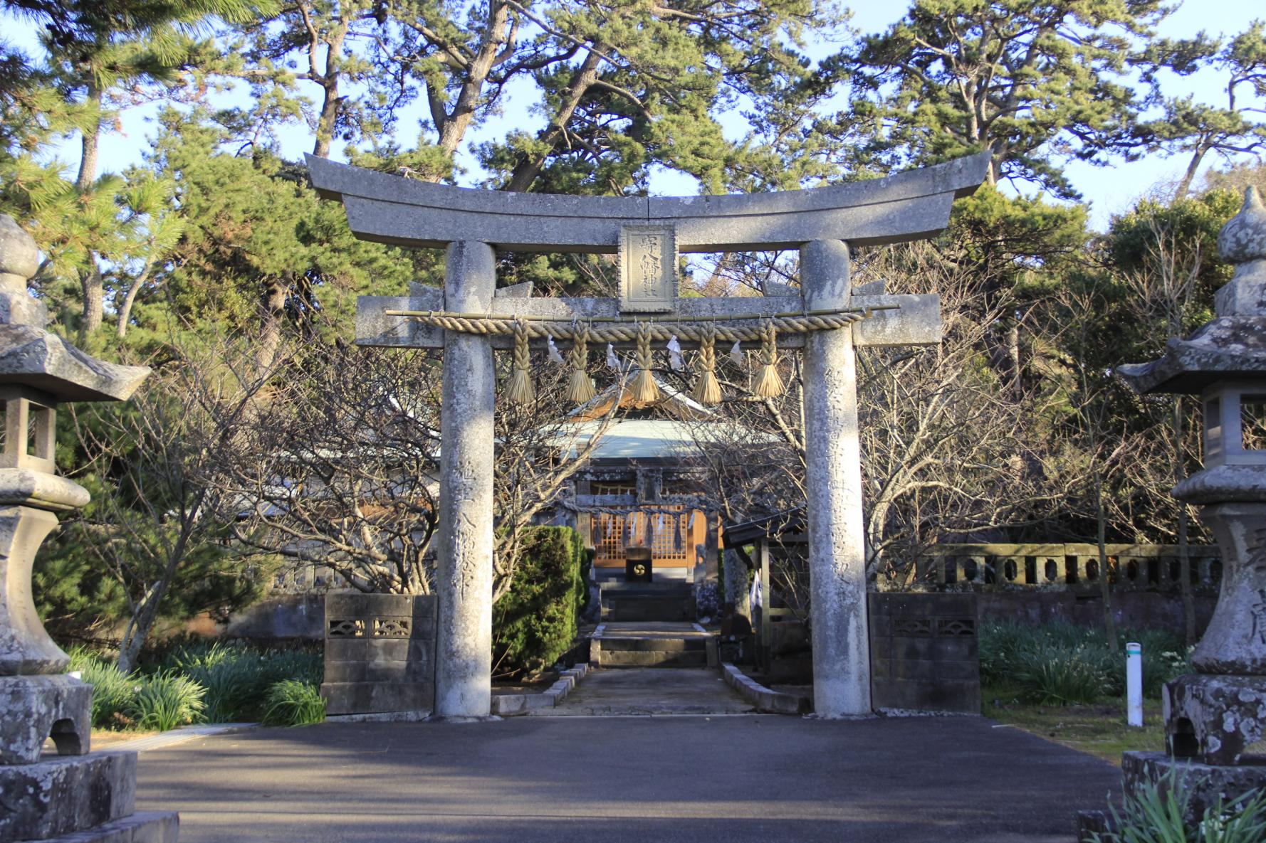 ⑫寄八幡神社（よりはちまんじんじゃ）-1