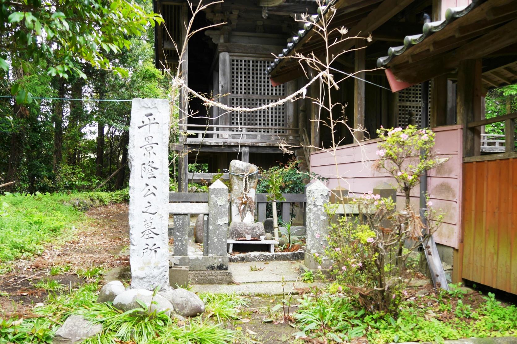 新城神社（樋詰城跡）-3