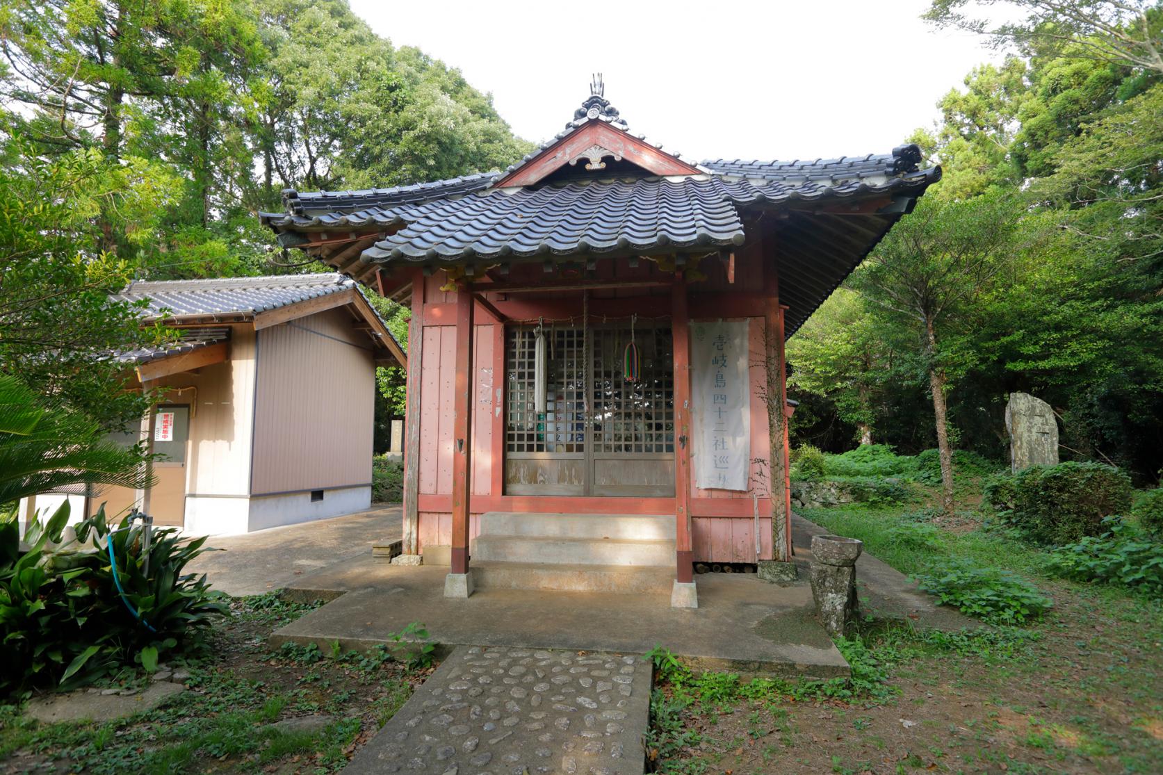 新城神社（樋詰城跡）-2