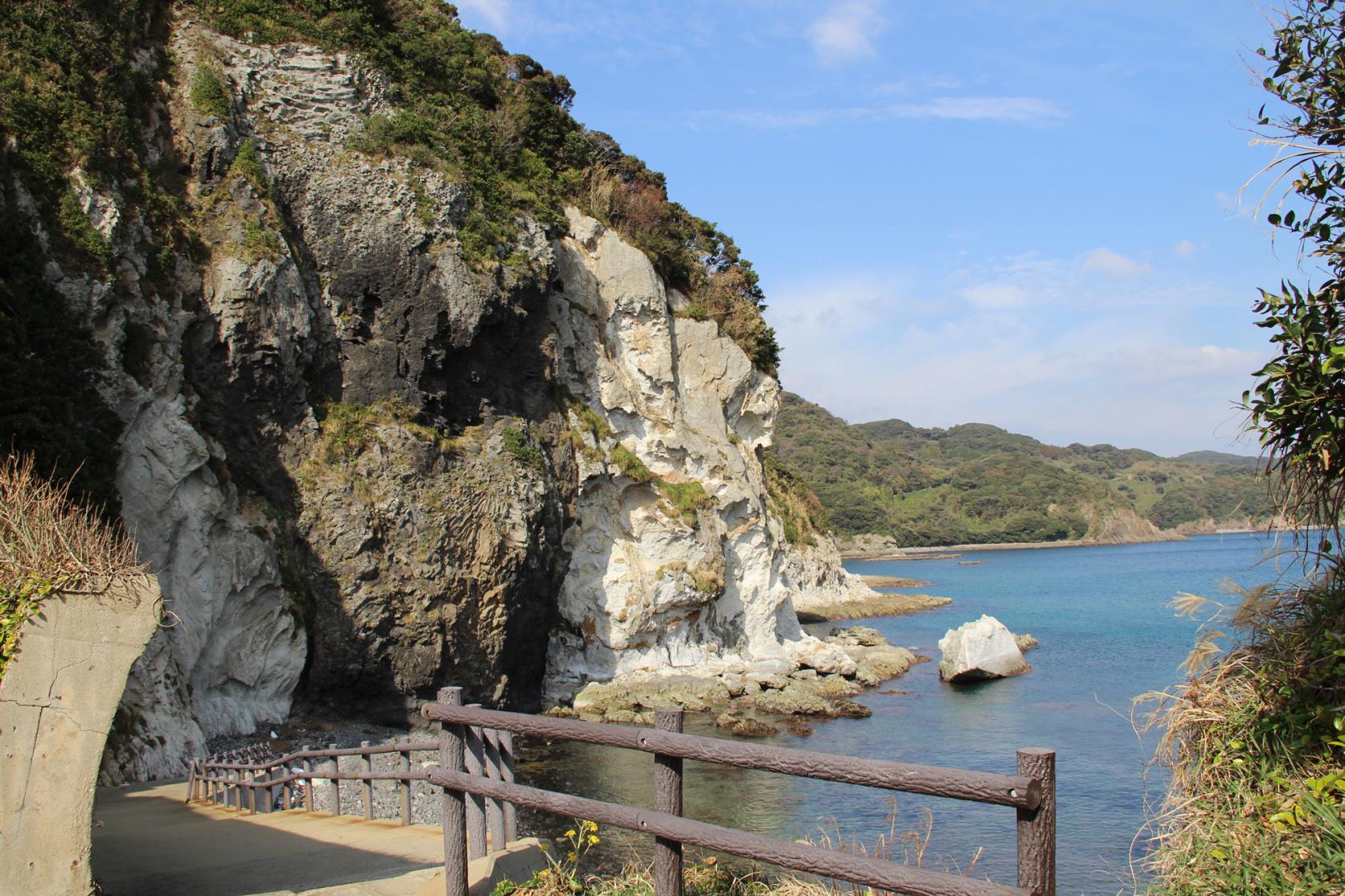 初瀬の岩脈-1